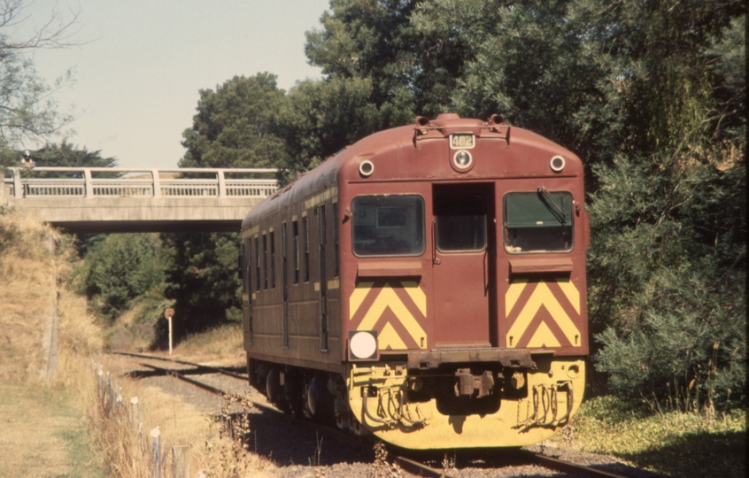 132664: Loch 3:05pm Passenger from Nyora 402 departing for Korumburra