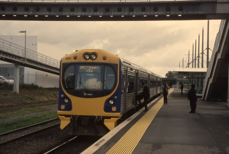 132794: Papakura Suburban To Auckland ADC 859 trailing