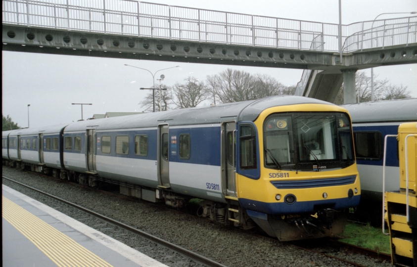 132828: Papakura Stabled Suburban Train SD 5811 nearest