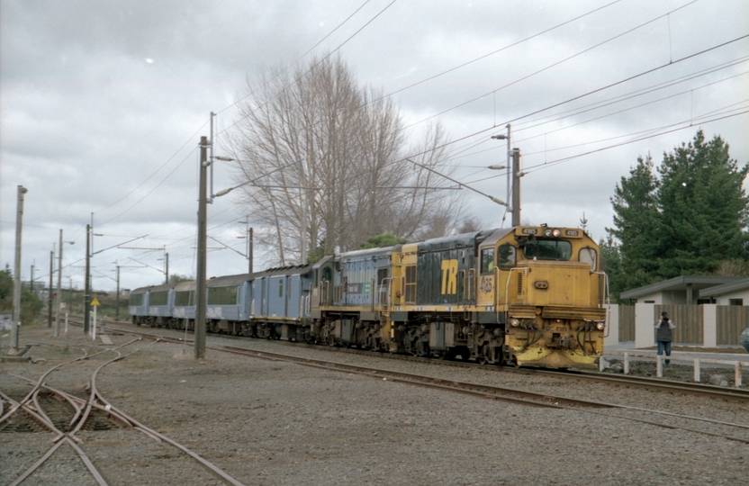 132861: Ohakune 'Overlander' to Auckland DC 4185 DC 4191