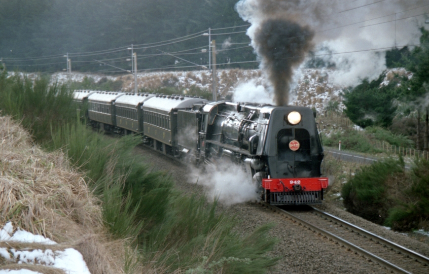 132868: km 291.5 North Island Main Trunk Governor's Special to Paekakariki Ka 942