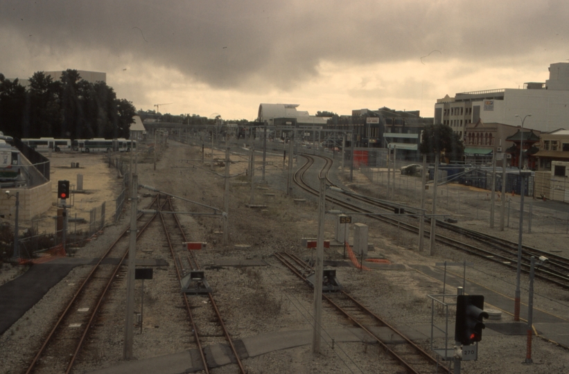 132925: Perth Looking West from Bus Station Footbridge towards Fremantle