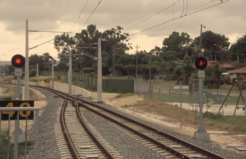 133021: Thornlie looking towards Kenwick