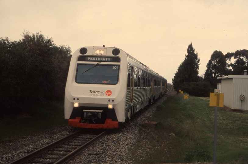 133065: Brunswick Junction 'Australind' to Perth ADP 101 leading