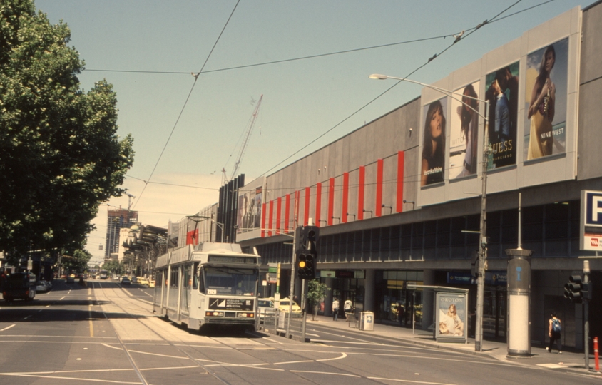 133107: Spencer Street at Lonsdale Street Up B2 2129