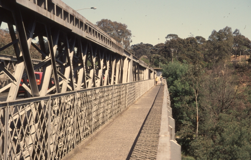 133117: Yarra River Bridge Outer Circle Railway looking towards Willsmere