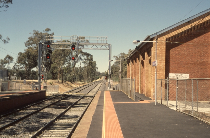 133255: Kangaroo Flat looking towards Melbourne