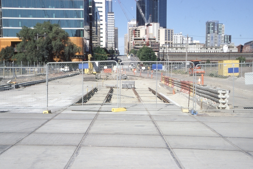 133304: Collins Street at Docklands Loop looking East