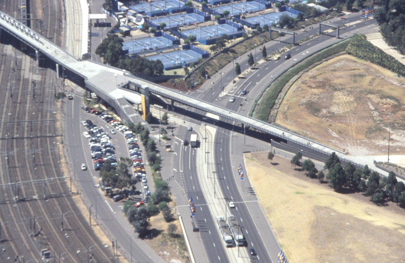 133327: Batman Avenue near William Barak Bridge viewed from 101 Collins Street