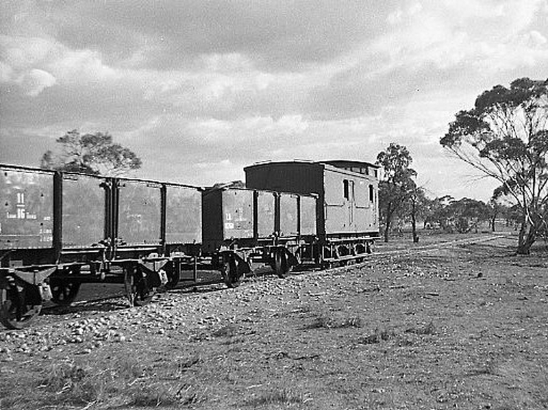 133477: Morkalla Up Goods End of track in distance