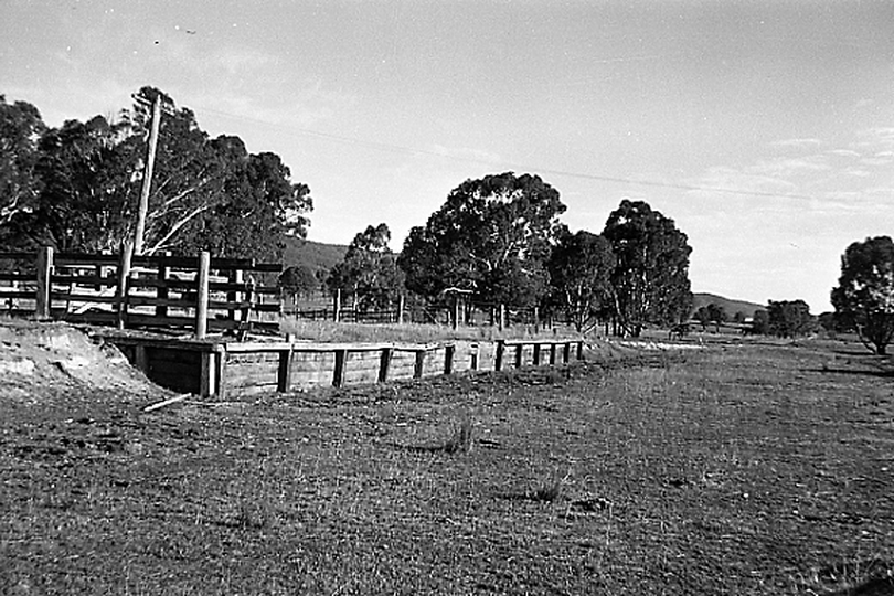 133681: Wooragee looking towards Beechworth