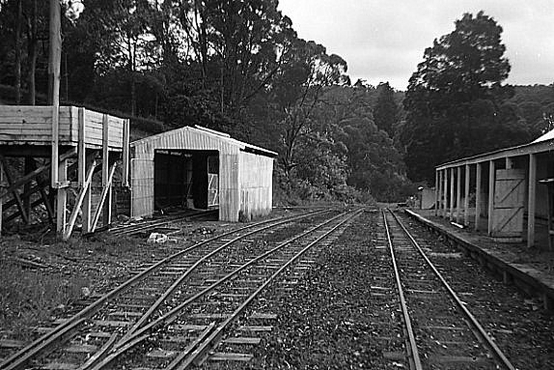 133713: Belgrave looking towards Emerald