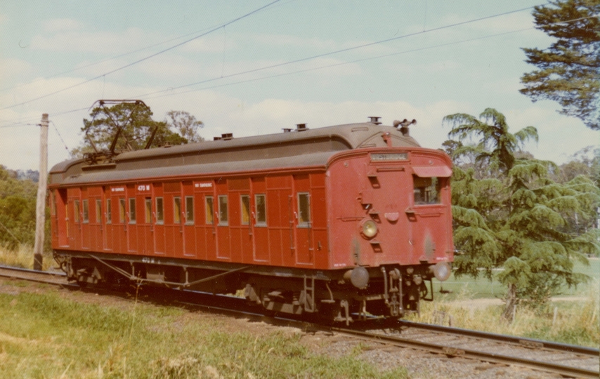 133764: Diamond Creek Up Side Down Suburban Train Single Car Tait 470 M