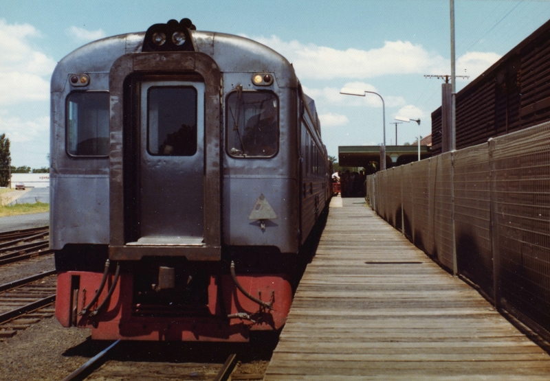 133777: Nowra Bomaderry South Coast Daylight Express Budd Cars -001