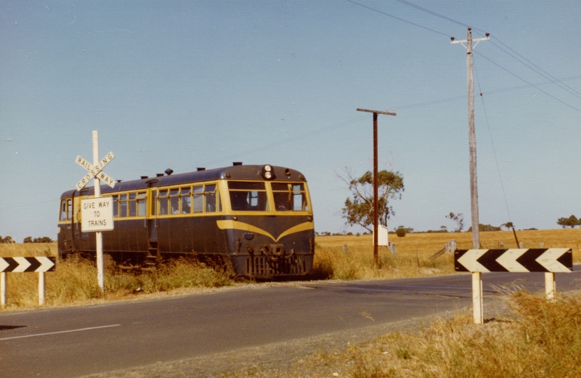 133779: Tanti Park Down Railcar 102 HP DRC 10 RM -1