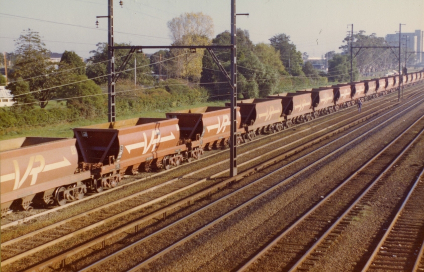 133817: Sunshine Down Empty Quarry Train to Kilmore East -1