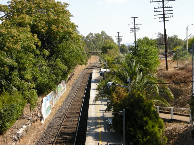 135016: Wangaratta Platform on East Line looking South