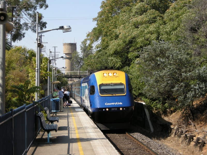 135017: Wangaratta Day XPT from Sydney to Melbourne XP 2012 leading