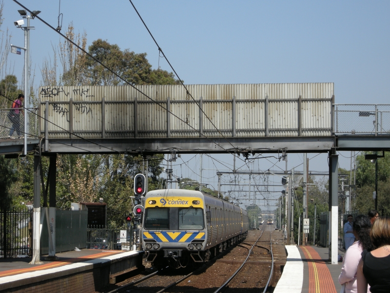 135028: Footscray Down Suburban to Werribee 6-car Comeng