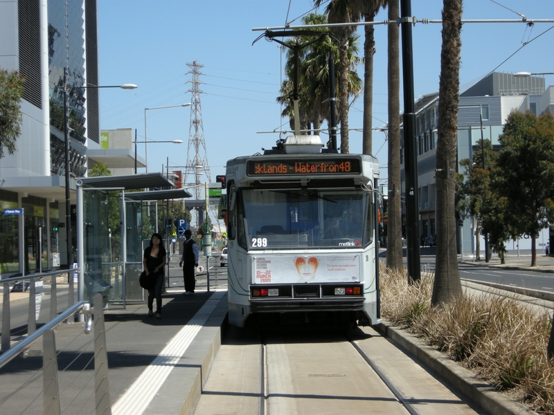 135039: Docklands Drive at St Mangos Lane at Stop D10 Down Route48  A2 299