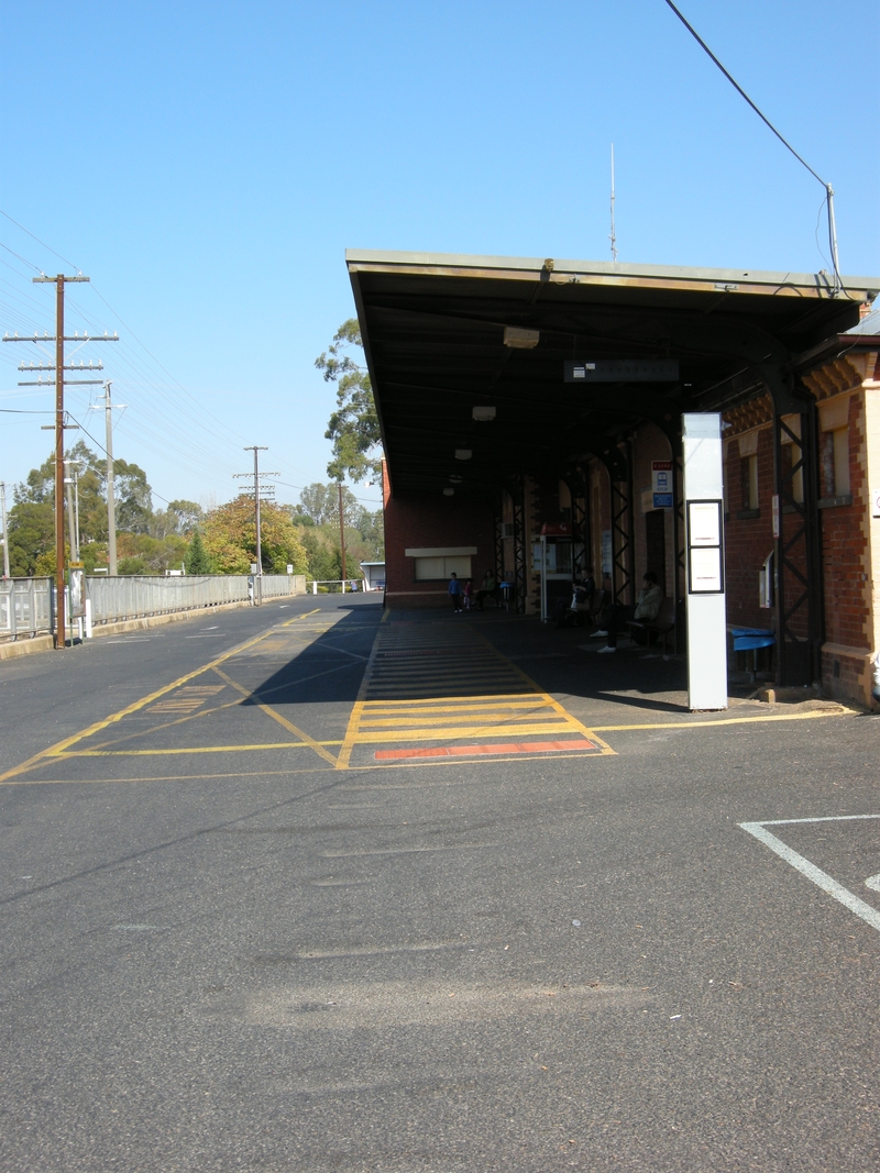 135083: Wangaratta Narrow Gauge Sleeper Indents at rear of Station Building