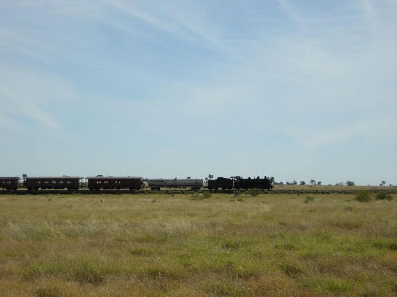 135154: Central Line km 612 Down Queensland 150th Anniversary Special BB18 1079