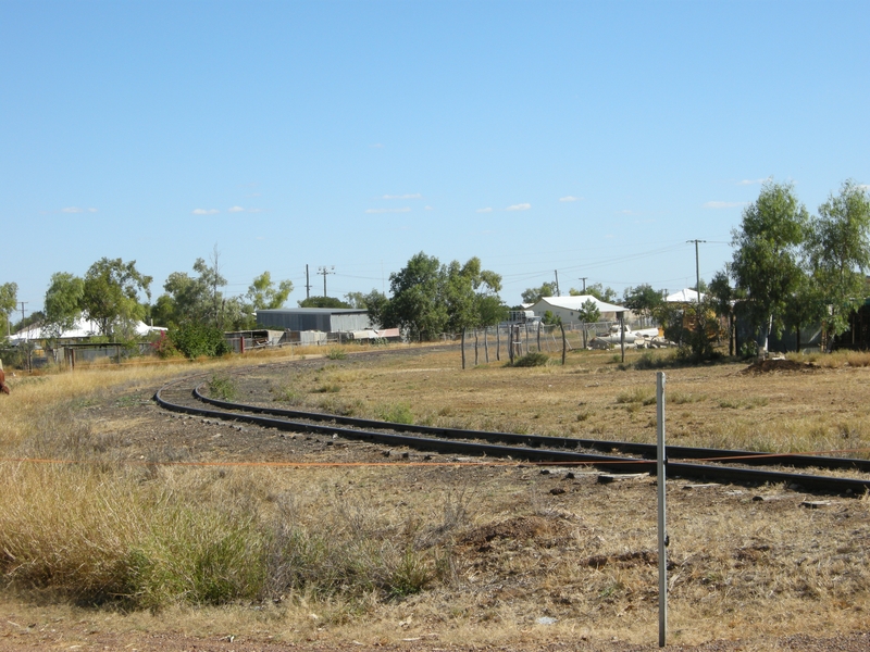 135215: Winton Commencement of Great Western Railway at rear of Winton Hotel