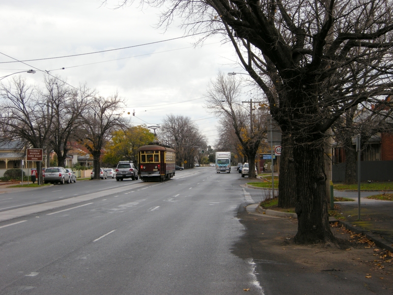 135388: McCrae Sreet at Arnold Street Loop Empty car North Bendigo to Depot ex Adelaide H 369