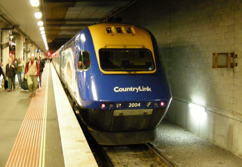 135408: Southern Cross Platform 1 Day XPT from Sydney on arrival XP 2004 leading