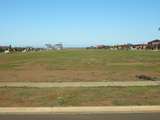 135417: Wyndham Vale Station Site looking South from Manor Lakes Boulevard