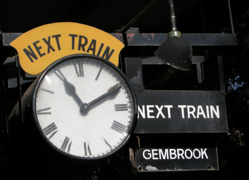 135481: Belgrave Destination sign and clock