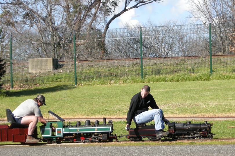 135513: Traralgon Gippsland Model Engineering Society Empty Cars 127 gauge 3648 'CR809' 2-8-4T