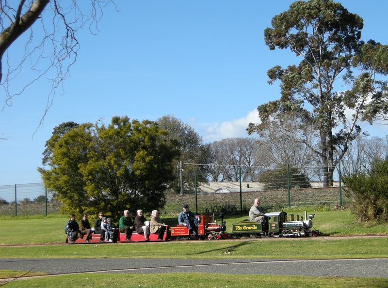 135515: Traralgon Gippsland Model Engineering Society Passenger 'Shilo' 'Joybee'