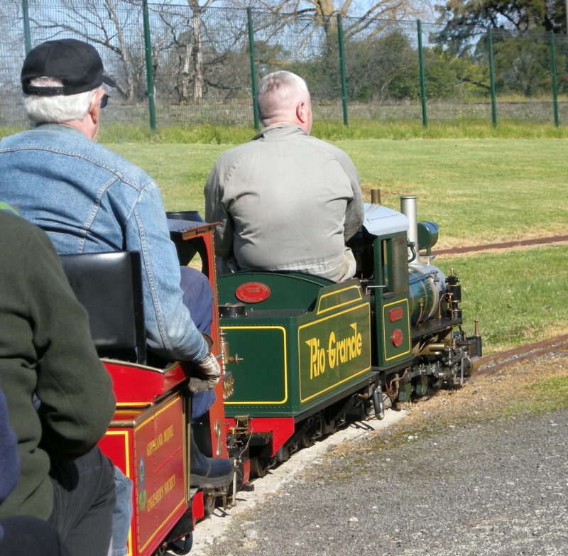 135519: Traralgon Gippsland Model Engineering Society Passenger 'Shilo' 'Joybee'