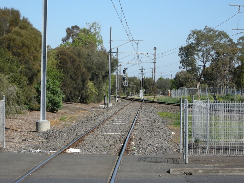 135588: Lalor looking South along loop line