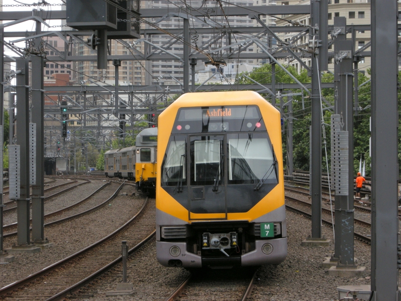 135632: Sydney Central Down Suburban to Underground Oscar