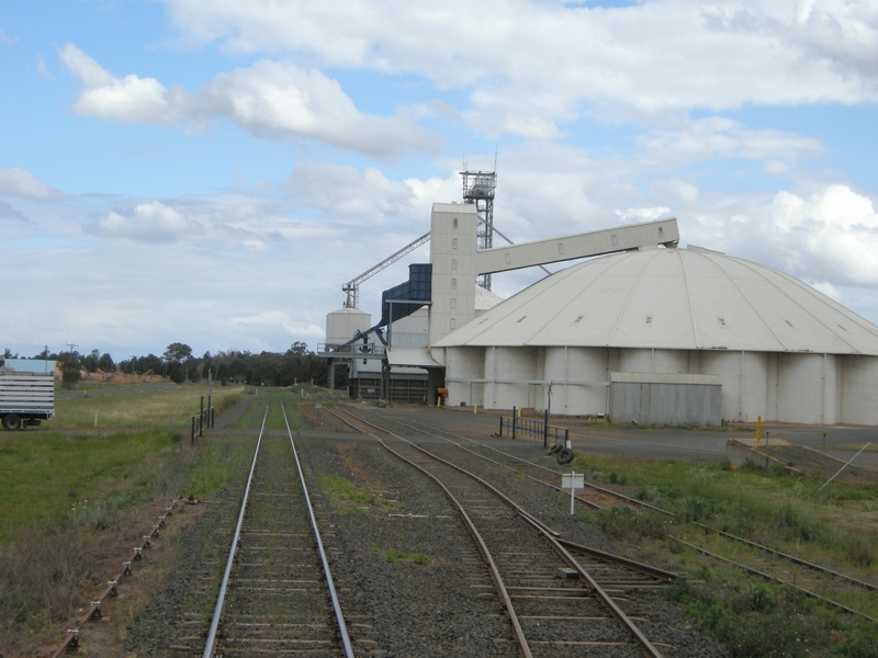 135710: Coonamble Line 523.5 km Siding Looking towards Sydney