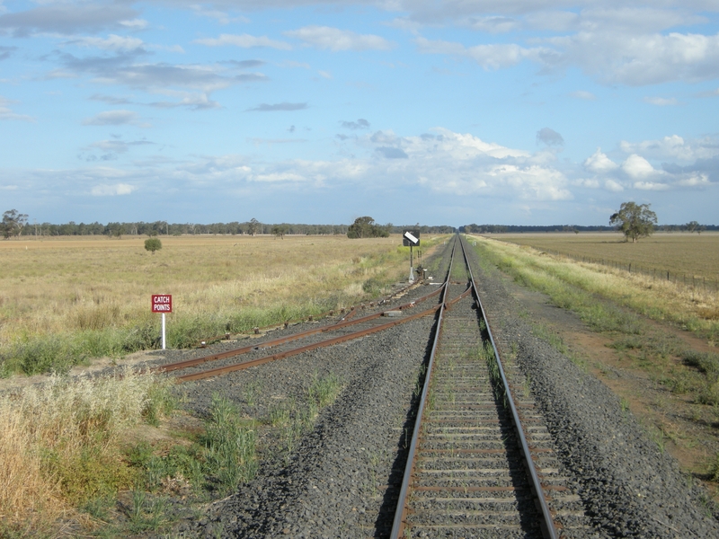 135719: Curban South end points looking towards Sydney