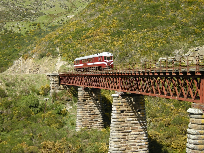 135840: Deep Stream Bridge 14 km 31 1 10:00am Down Railcar Vulcan RM 56