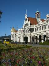 135866: Dunedin Station Building Street Side