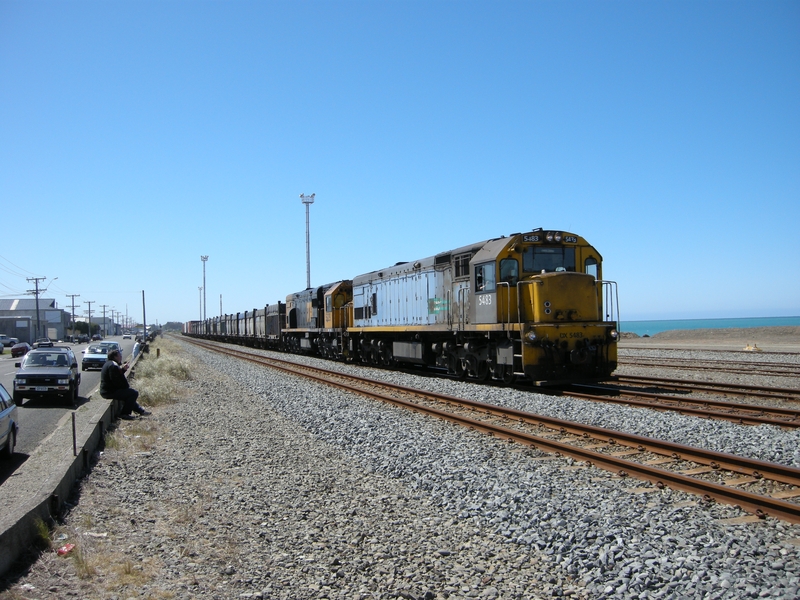 136046: Oamaru Down Goods Dx 5483 Dx 5229