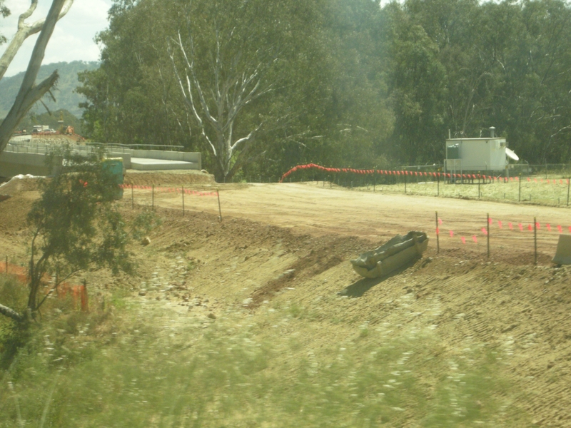 136100: Murray River Bridge South Side North Limit of Deviation under construction