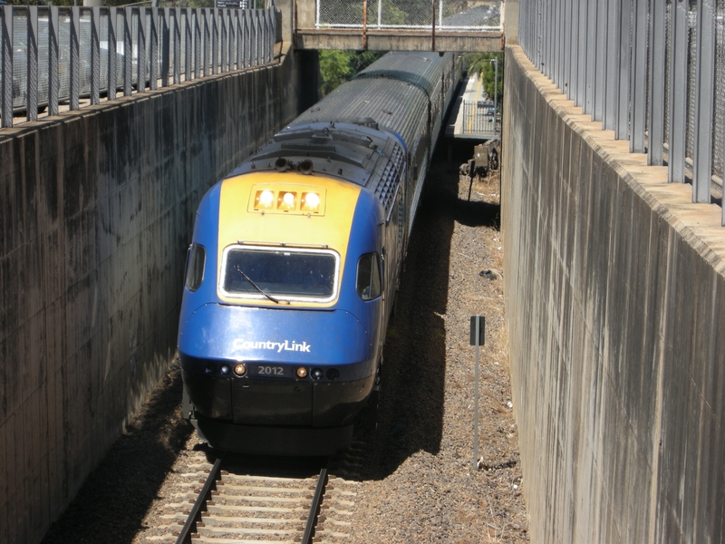 136281: Wangaratta Day XPT to Sydney XP 2012 leading