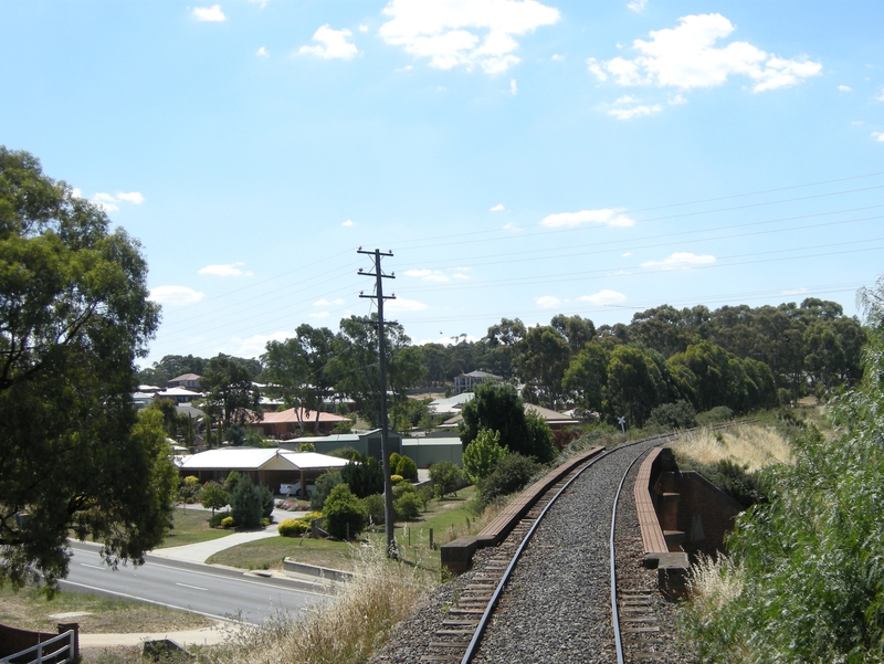 136348: Pyrenees Highway Bridge looking towards Maldon