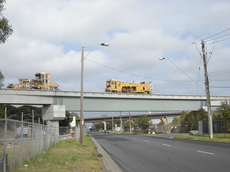 136408: Tottenham B Direct NE to SW Bridge over Sunshine Road Track Machines