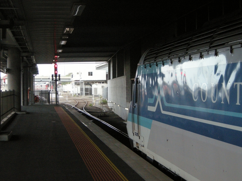 136457: Southern Cross Day XPT to Sydney XP 2016 leading