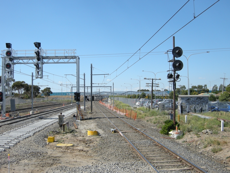 136512: Laverton looking towards Melbourne