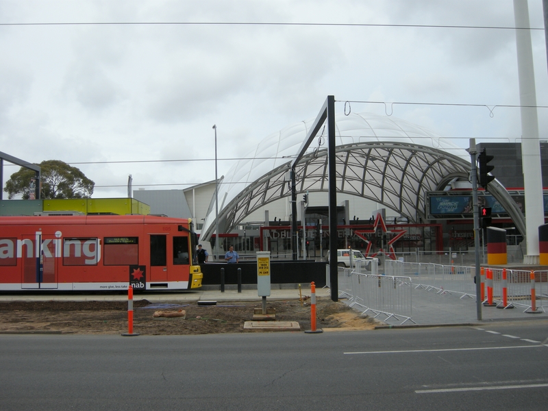 136588: Hindmarsh to Glenelg Flexity 105