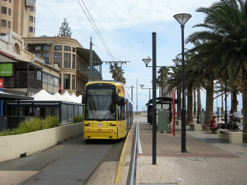 136657: Glenelg Moseley Square to Hindmarsh Flexity 110