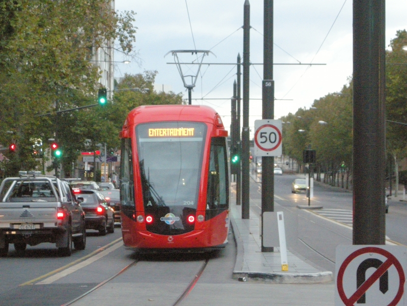 136708: Adelaide Railway Station to Hindmarsh Citadis 204